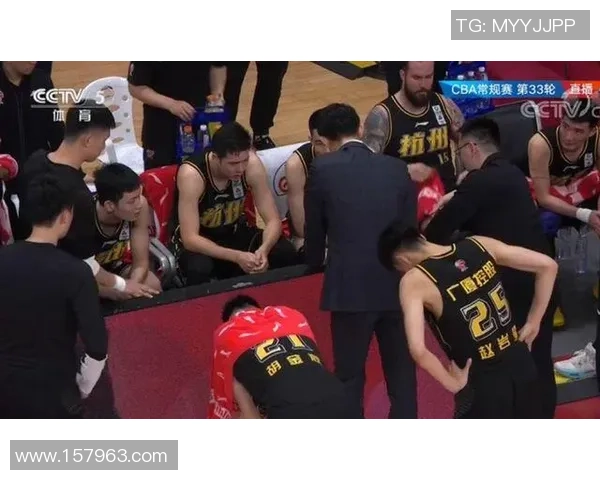 孙铭徽：从青涩球员到篮球场上的闪耀明星之路